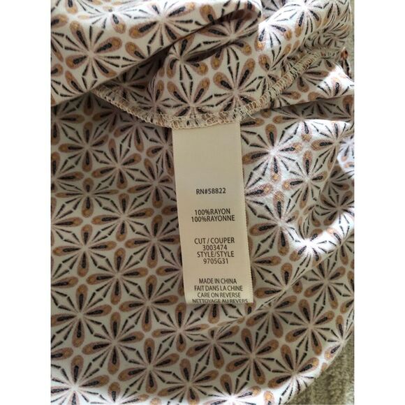 Max Studio Tie Neck Blouse Size Small - Picture 11 of 11